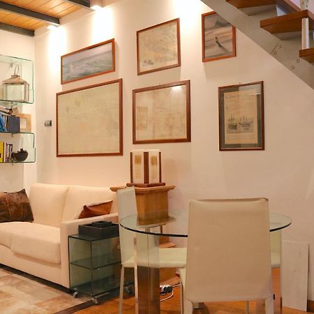 Charming Apartment In The Navigli District - 4 People Milánó Kültér fotó