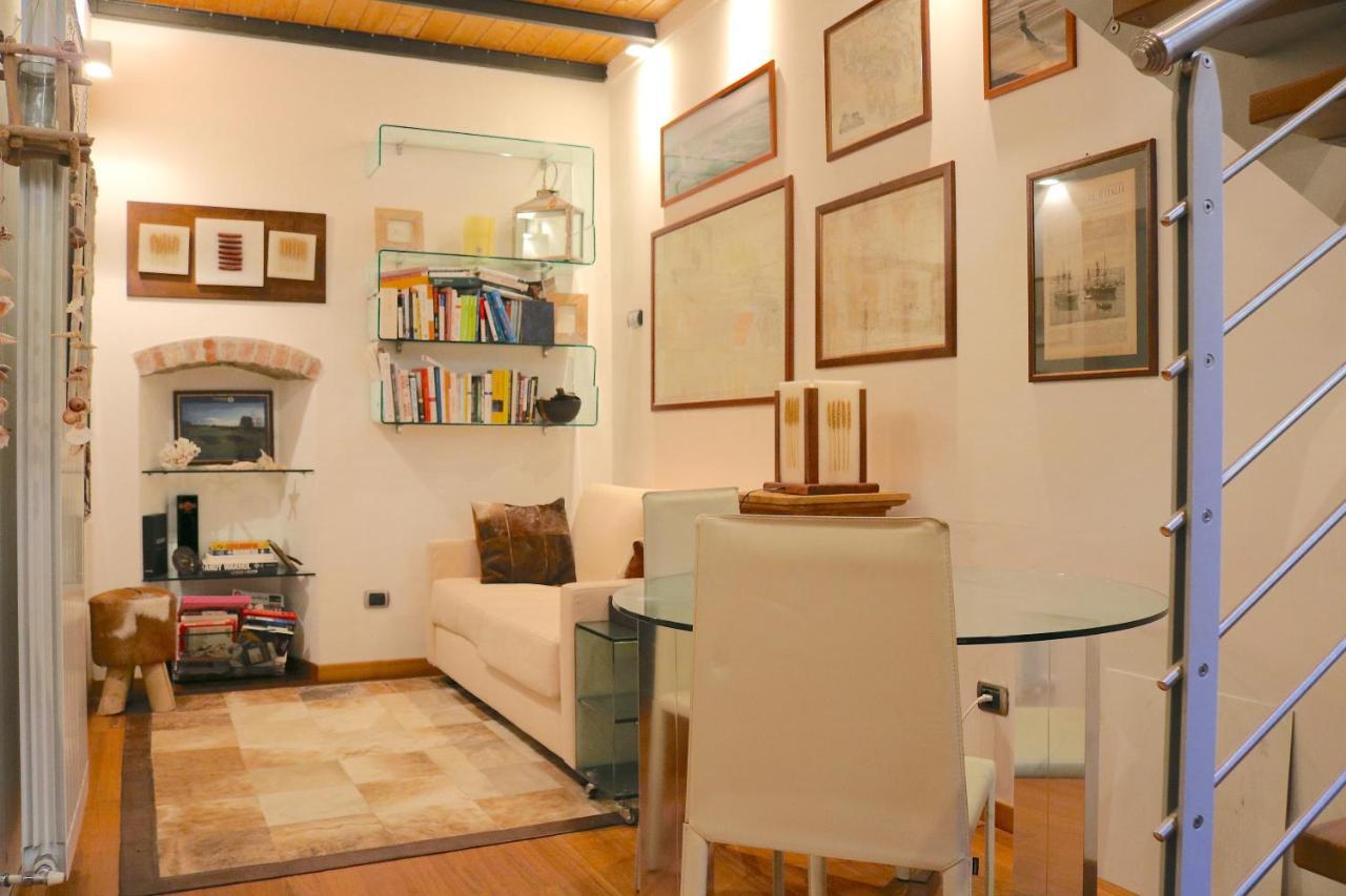 Charming Apartment In The Navigli District - 4 People Milánó Kültér fotó